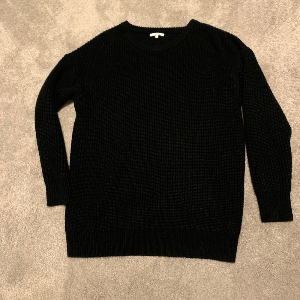 Men’s knit sweater